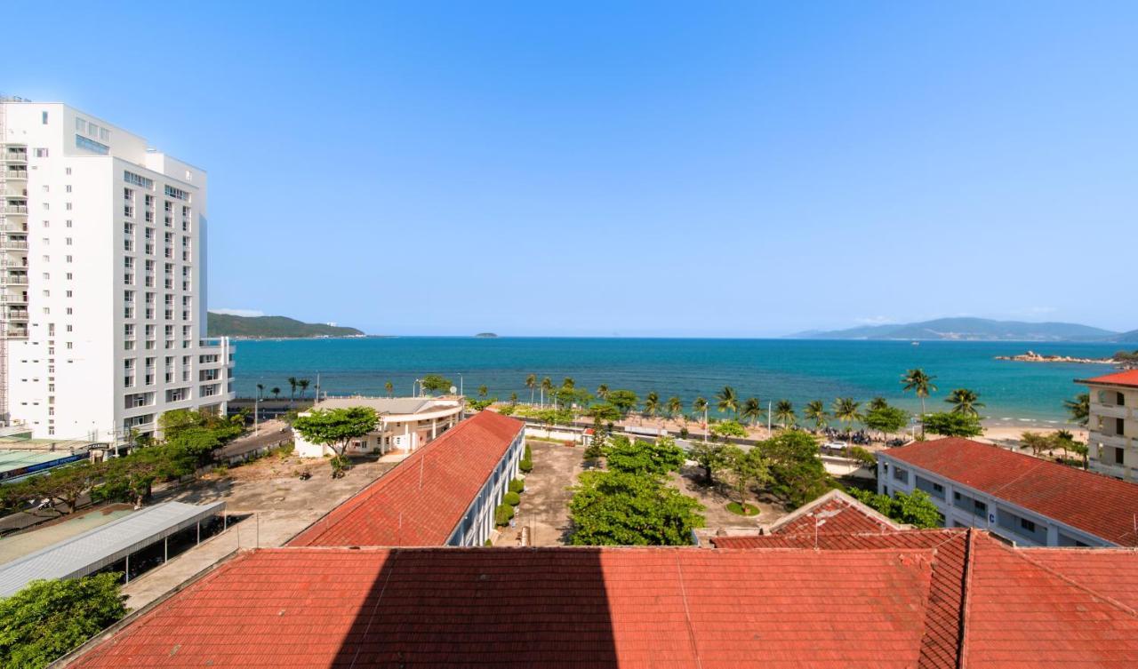 Arise Seaside Hotel Nha Trang Exterior foto